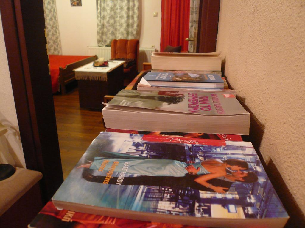 Philippos Hotel Psarádes Quarto foto